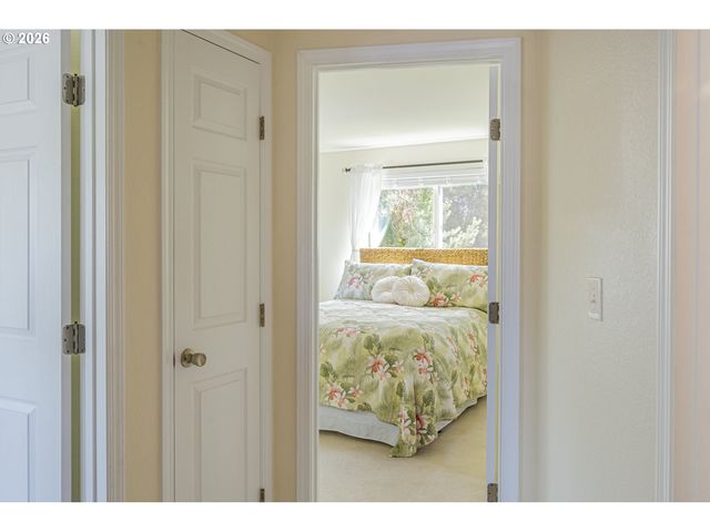 7310 Se THIESSEN Rd, Milwaukie, OR 97267