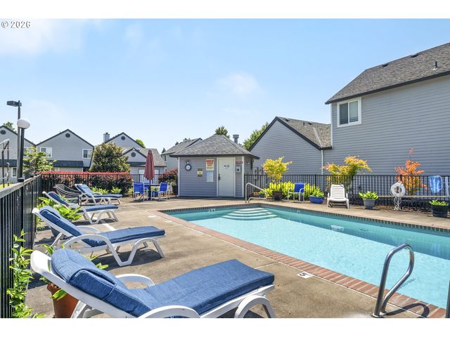 7310 Se THIESSEN Rd, Milwaukie, OR 97267