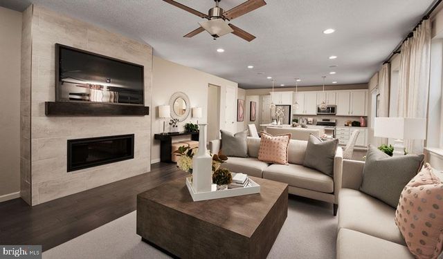8051 MCKAY ST, Bealeton, VA 22712