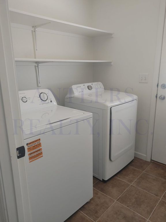 1190 E Adams St, Powell, WY 82435 photo 7