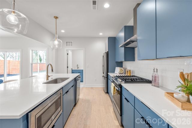 5773 Stephanie Street, Charlotte, NC 28212