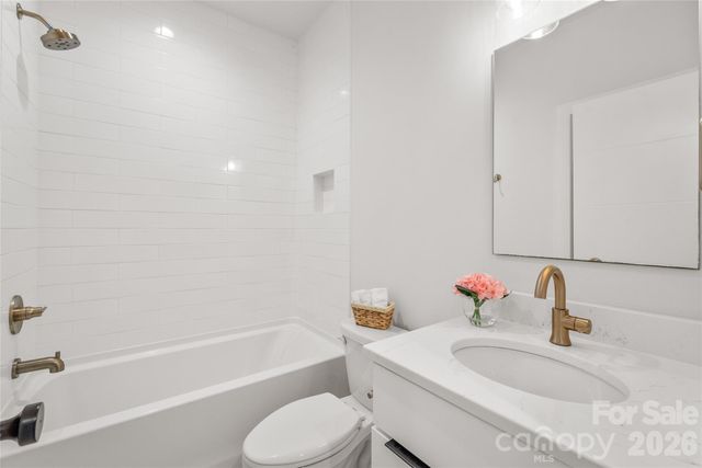 5773 Stephanie Street, Charlotte, NC 28212