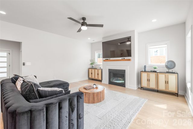 5773 Stephanie Street, Charlotte, NC 28212