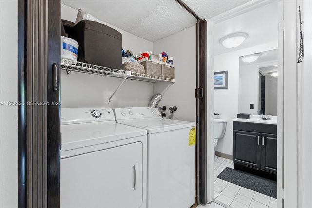 4726 SW 67th Ave F6, Miami, FL 33155