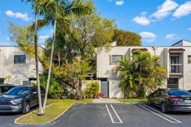 4726 SW 67th Ave F6, Miami, FL 33155