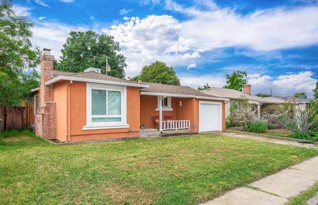 2808 16th Ave, Sacramento, CA 95820