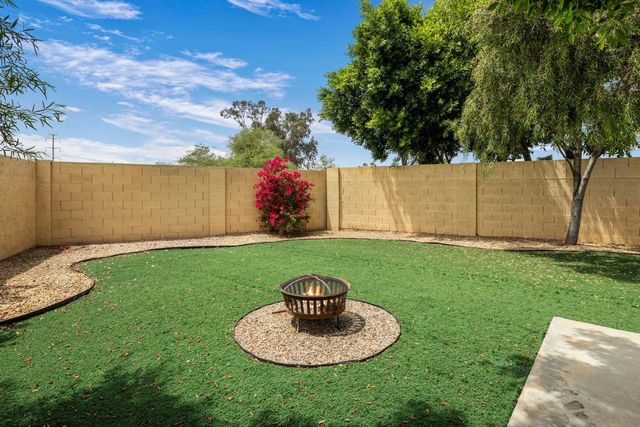 10625 E Becker Lane, Scottsdale, AZ 85259