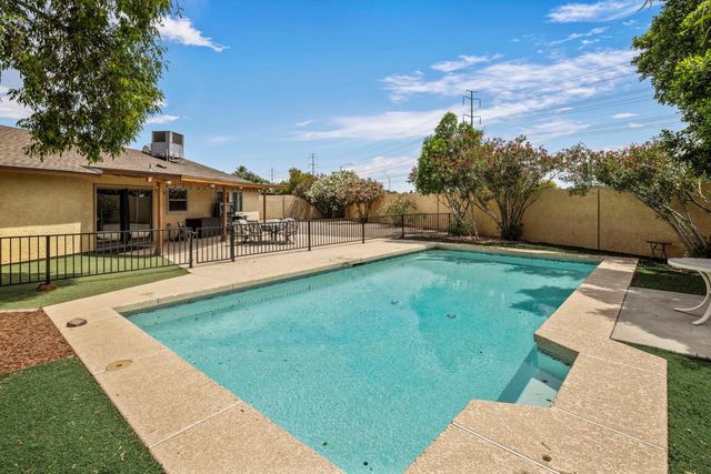 10625 E Becker Lane, Scottsdale, AZ 85259