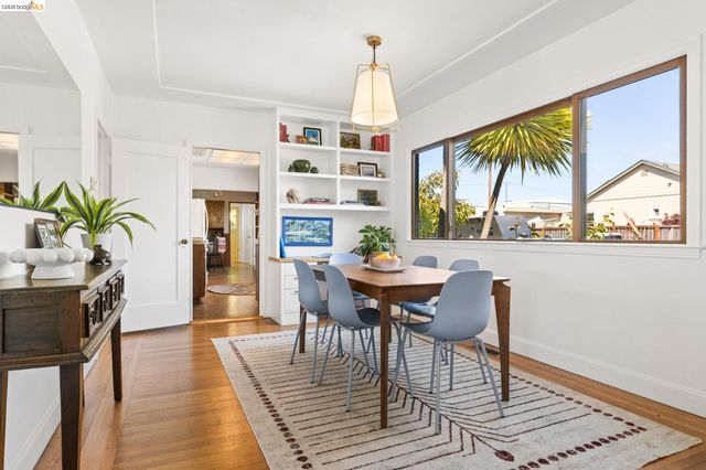 1250 Ocean Ave, Emeryville, CA 94608