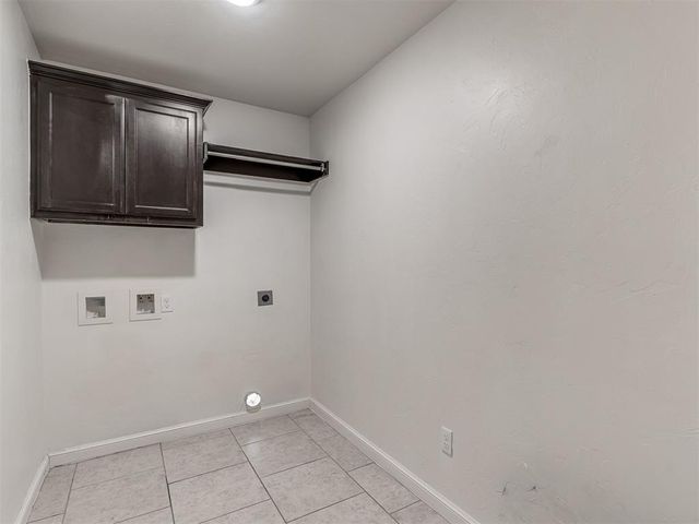 11032 NW 95th Street, Yukon, OK 73099