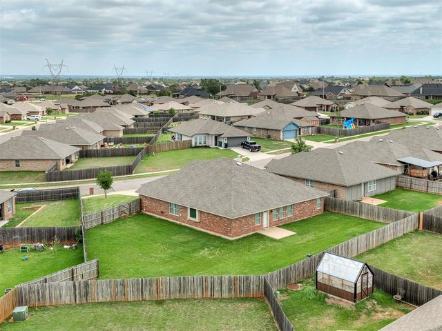 11032 NW 95th Street, Yukon, OK 73099