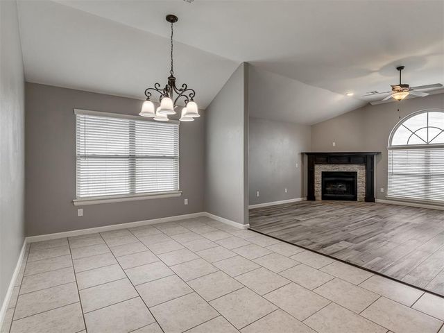 11032 NW 95th Street, Yukon, OK 73099