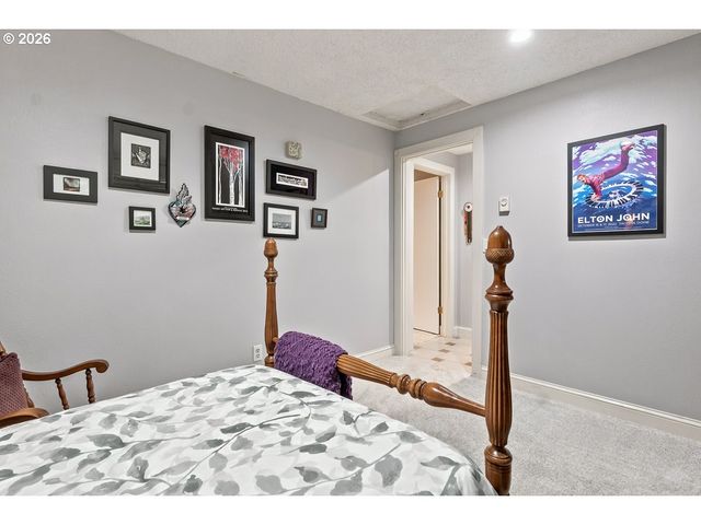 7134 Sw MURRAY Blvd, Beaverton, OR 97008