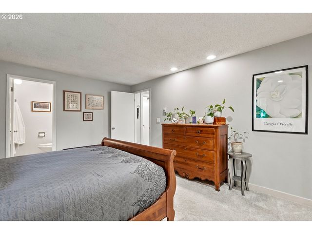 7134 Sw MURRAY Blvd, Beaverton, OR 97008
