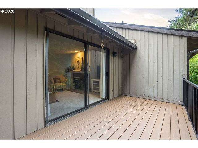 7134 Sw MURRAY Blvd, Beaverton, OR 97008
