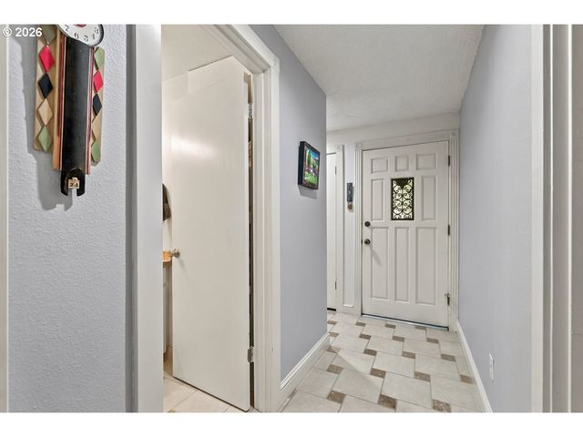 7134 Sw MURRAY Blvd, Beaverton, OR 97008