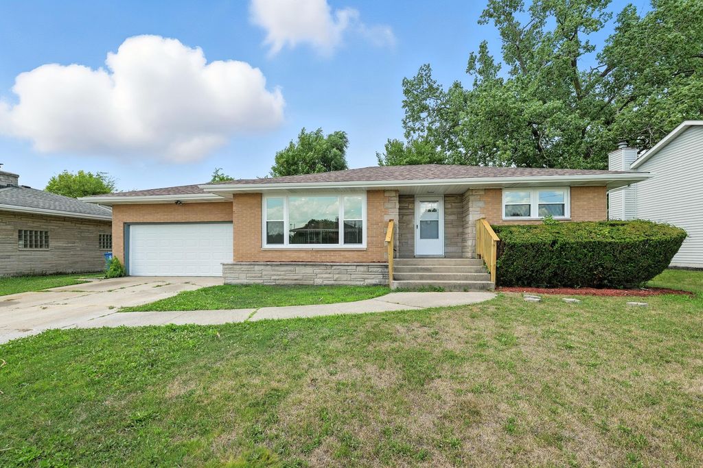 1420 W 54th Avenue, Merrillville, IN 46410