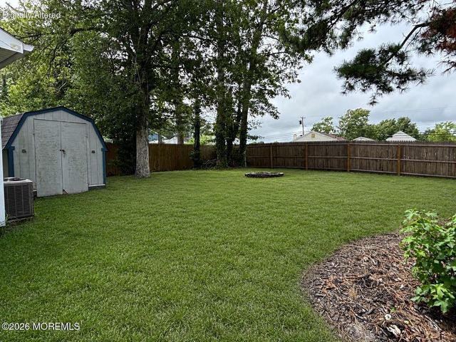 302 Lake Champlain Drive, Little Egg Harbor, NJ 08087