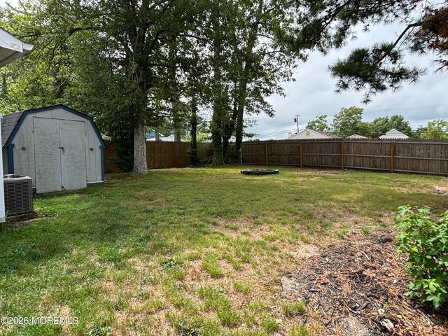 302 Lake Champlain Drive, Little Egg Harbor, NJ 08087
