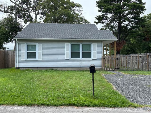 302 Lake Champlain Drive, Little Egg Harbor, NJ 08087