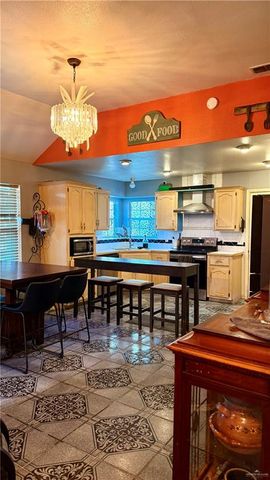 6003 Avenue B, Mission, TX 78574