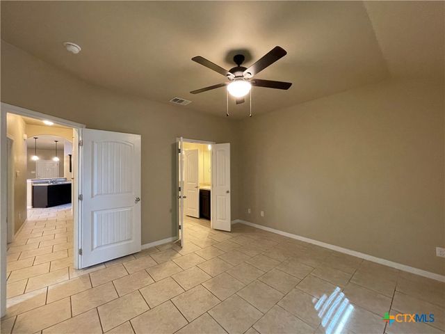 1306 Vanguard Lane, Killeen, TX 76549