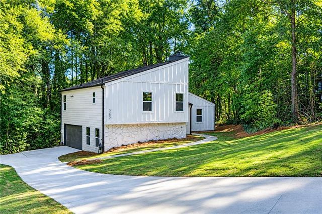 3253 Cedar Bluff Drive NE, Marietta, GA 30062