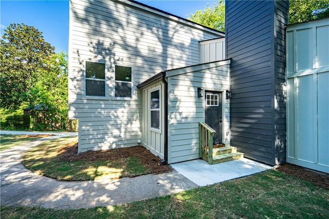 3253 Cedar Bluff Drive NE, Marietta, GA 30062