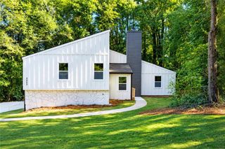 3253 Cedar Bluff Drive NE, Marietta, GA 30062