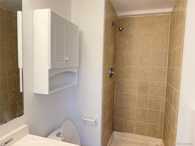 3129 S Winston Street, Aurora, CO 80013