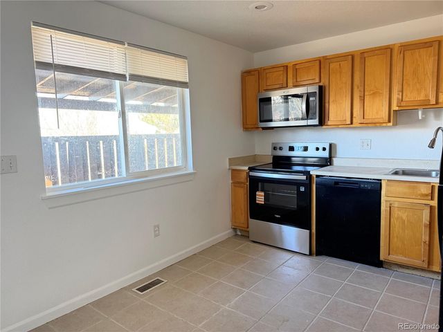 3129 S Winston Street, Aurora, CO 80013