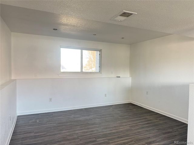 3129 S Winston Street, Aurora, CO 80013