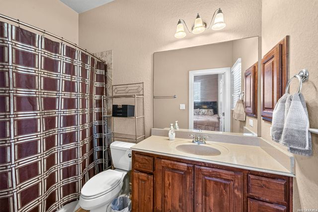 355 Pueblo Pintado, Helotes, TX 78023