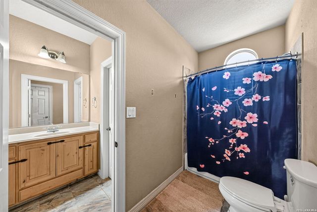 355 Pueblo Pintado, Helotes, TX 78023