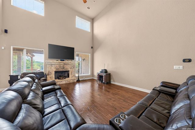 355 Pueblo Pintado, Helotes, TX 78023