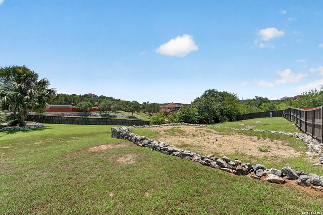355 Pueblo Pintado, Helotes, TX 78023