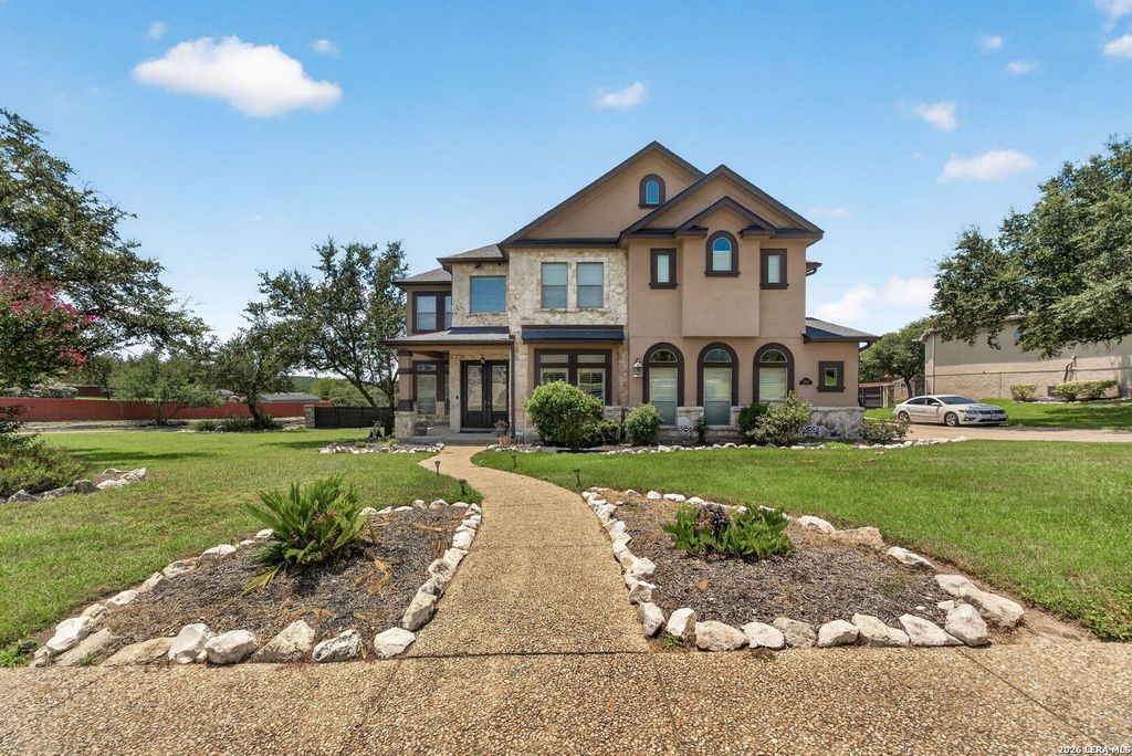 355 Pueblo Pintado, Helotes, TX 78023