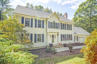 4 Vaillan Court, Prospect, CT 06712