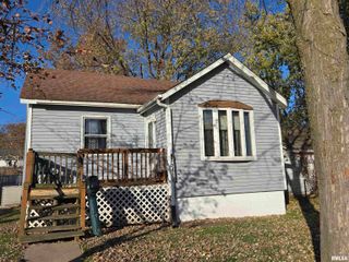 1216 9TH Avenue South, Clinton, IA 52732