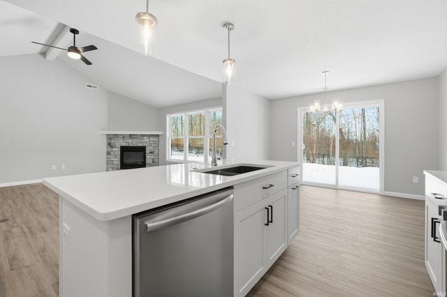 13853 Diavik Place, Fort Wayne, IN 46845