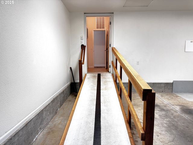 98126 W BENHAM Ln 9, Brookings, OR 97415