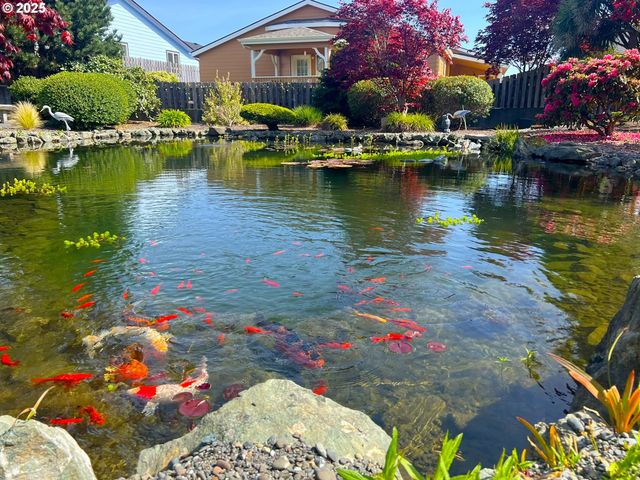 98126 W BENHAM Ln 9, Brookings, OR 97415