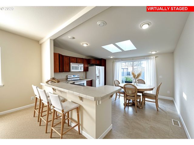 98126 W BENHAM Ln 9, Brookings, OR 97415