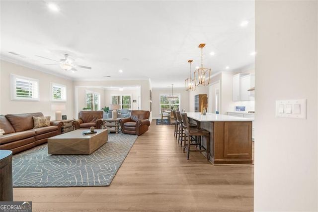 5520 Olive Lane, Hoschton, GA 30548