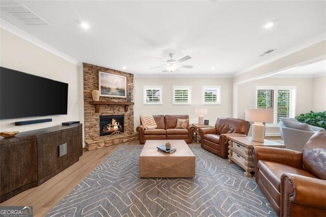 5520 Olive Lane, Hoschton, GA 30548