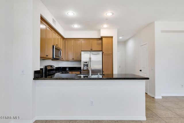 1618 Heywood Street E, Simi Valley, CA 93065