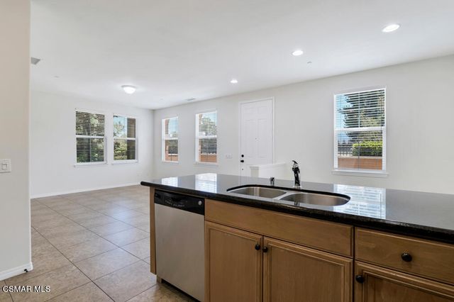 1618 Heywood Street E, Simi Valley, CA 93065
