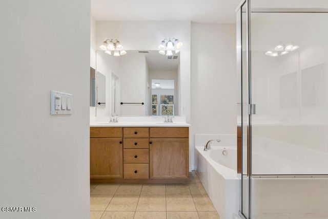 1618 Heywood Street E, Simi Valley, CA 93065