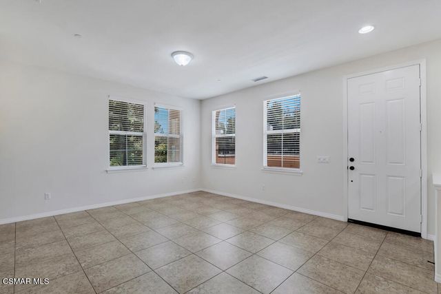 1618 Heywood Street E, Simi Valley, CA 93065