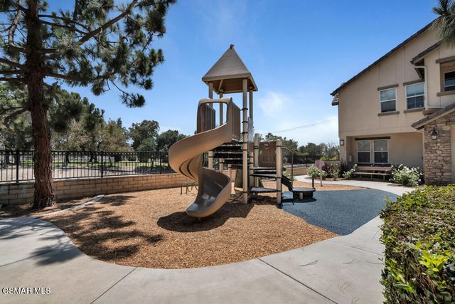 1618 Heywood Street E, Simi Valley, CA 93065